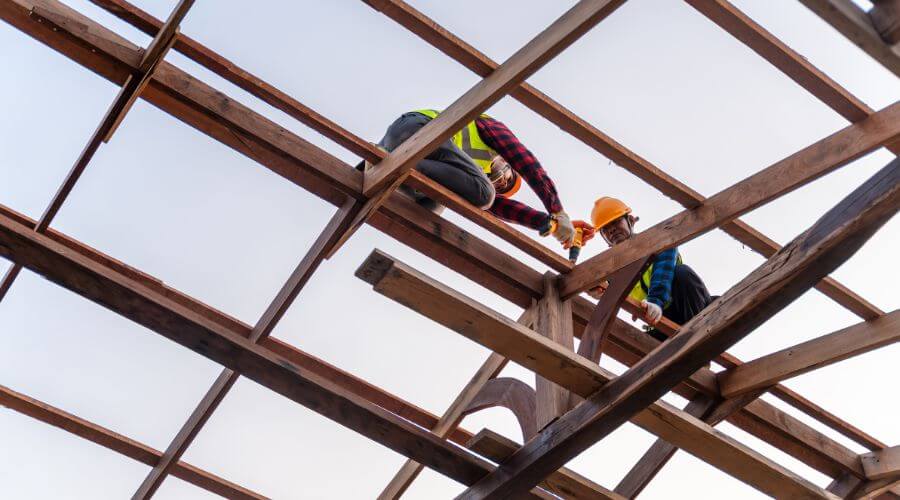 Professional gutter cleaning services in Fulshear, TX